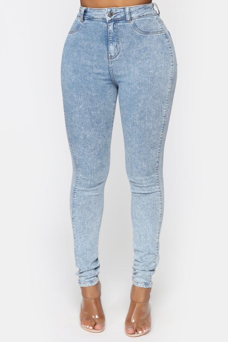 Fashion nova acid sale wash jeans