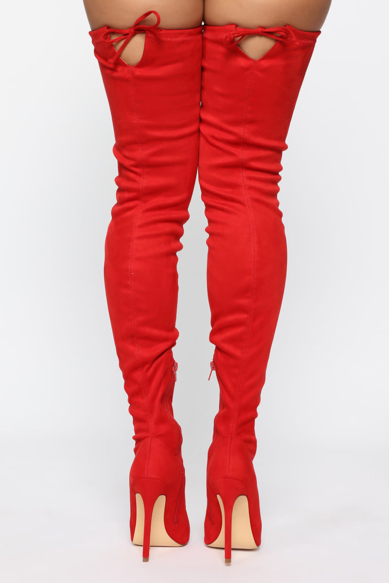 Fashion nova plus deals size thigh high boots