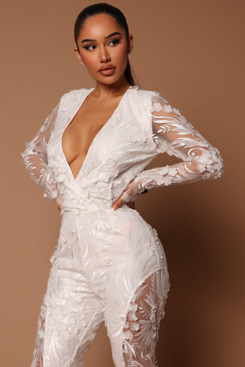 Fashion nova shop white lace jumpsuit