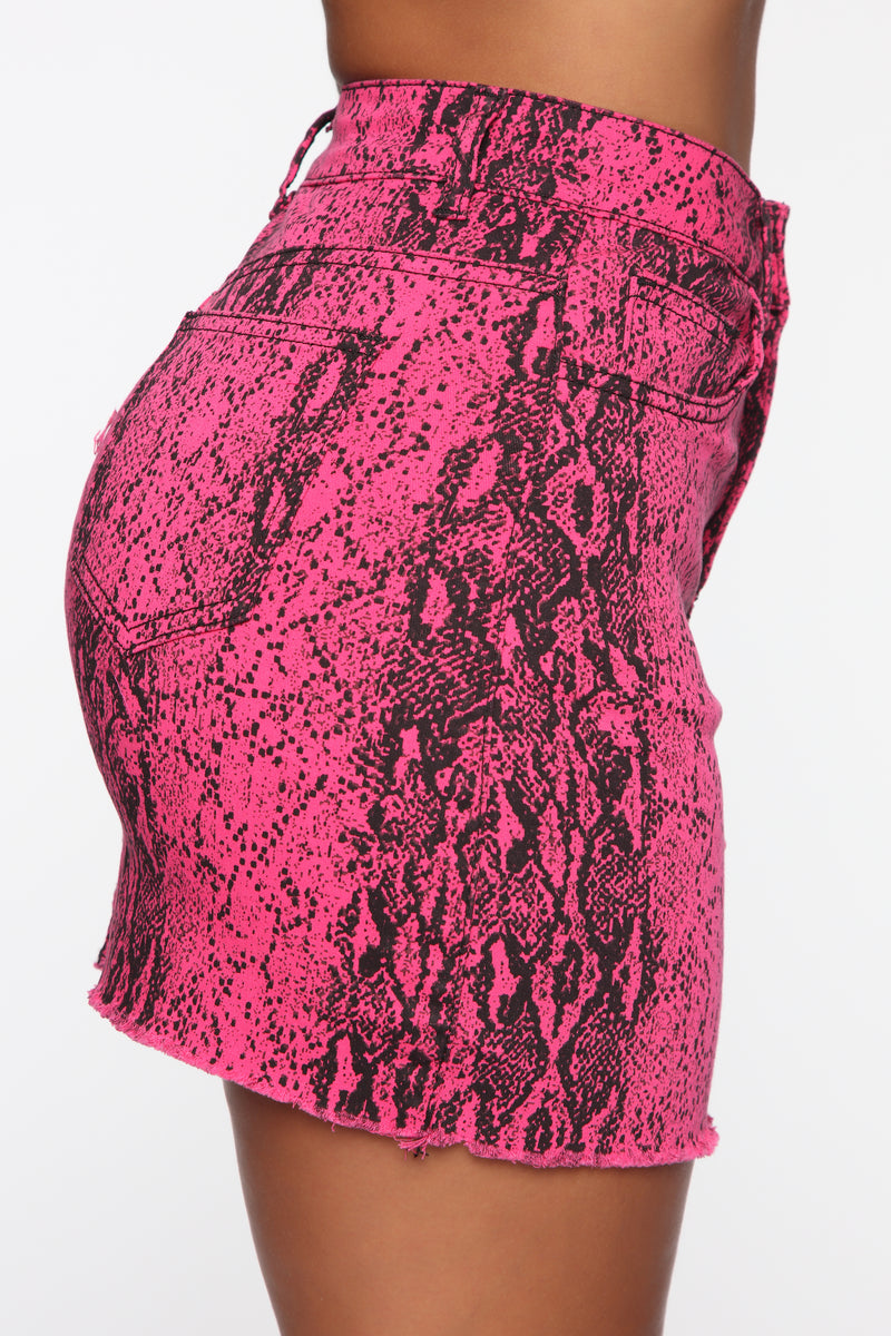 Pink snake on sale print denim skirt