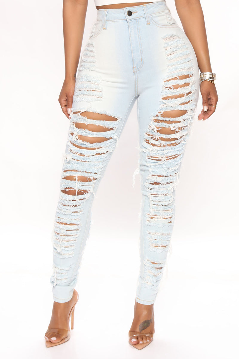 Fashion nova jeans ripped in the back top