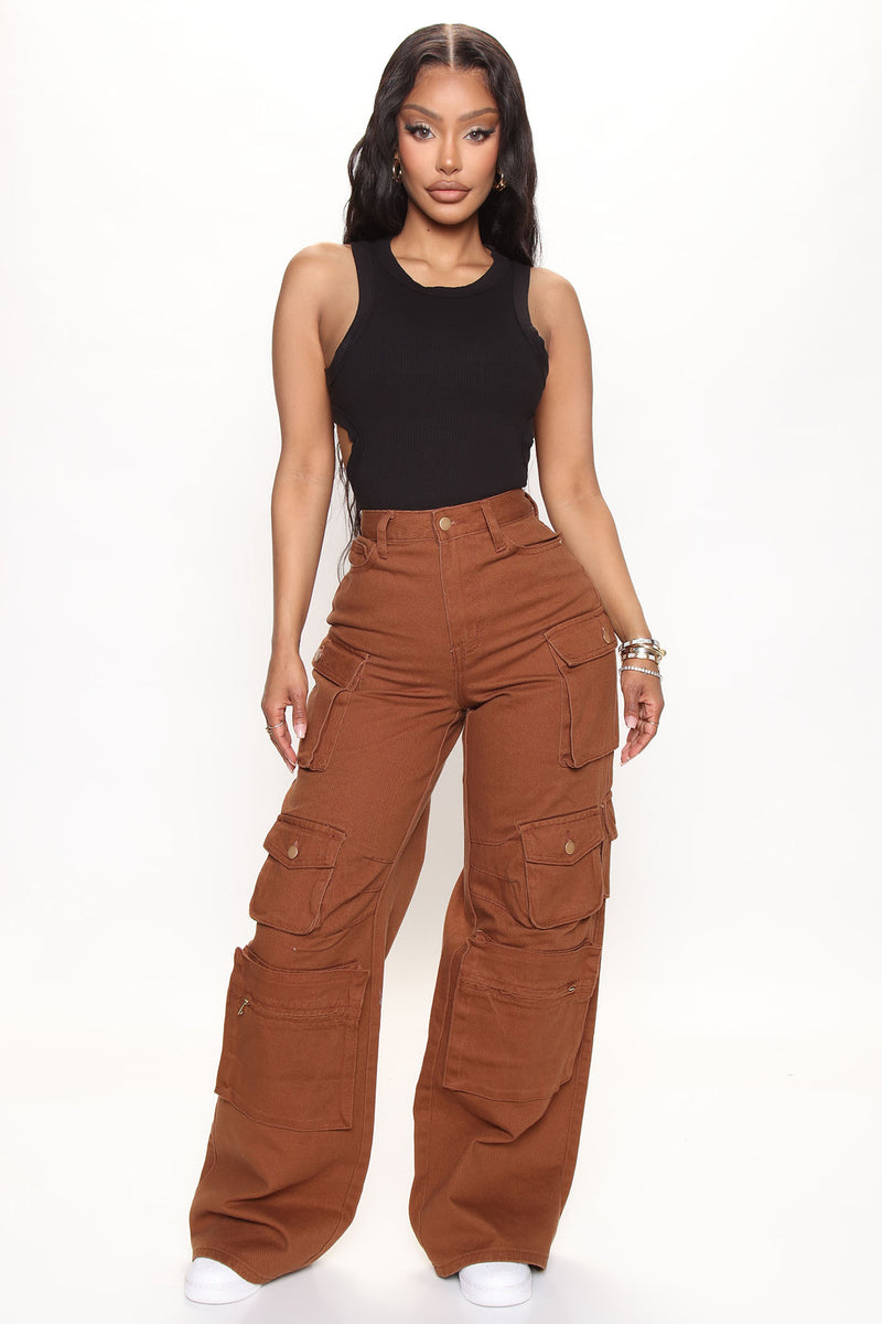 Lily High Rise Cargo Jeans - Brown