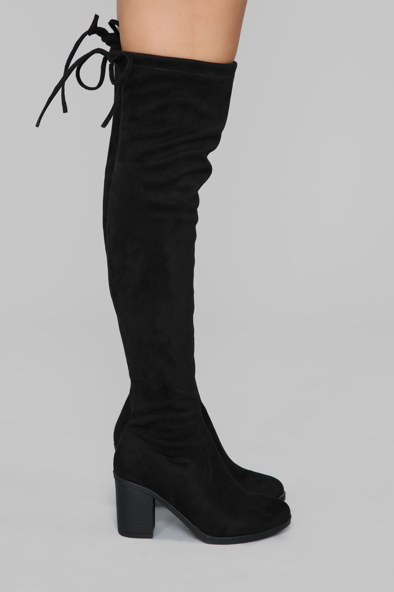 Boots fashion nova top