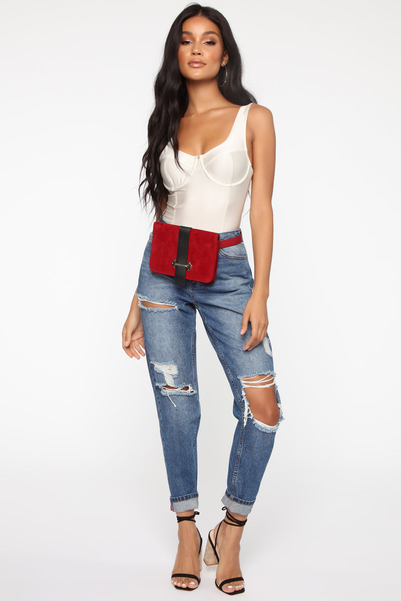 Fashion nova hip bag 2025