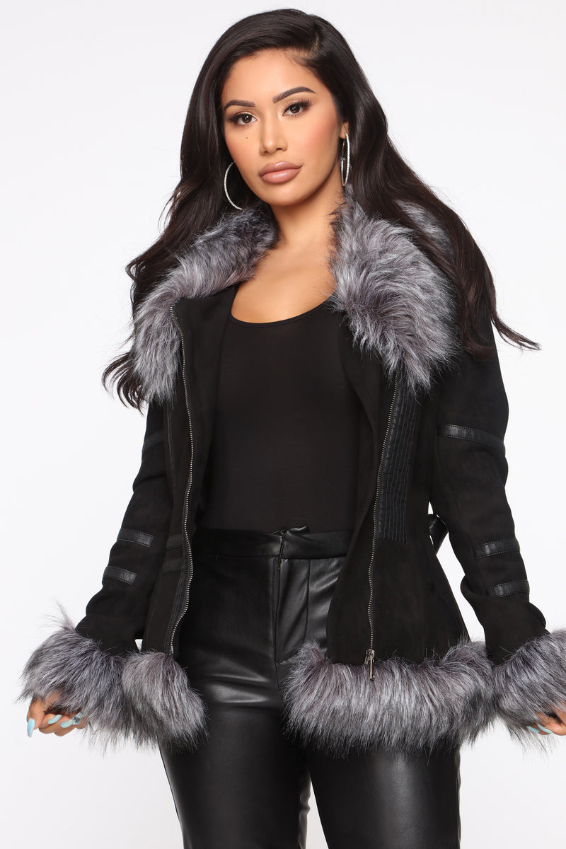 Fashion nova 2024 black fur coat
