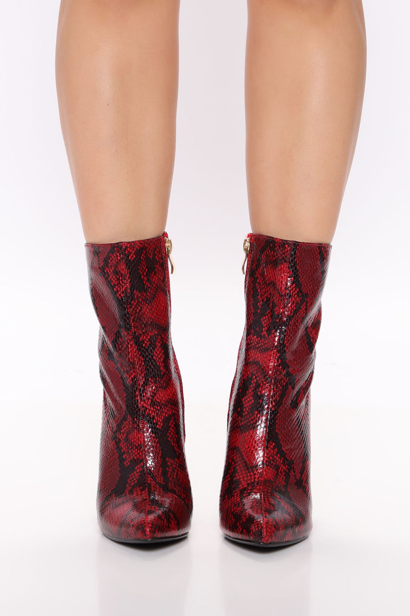 Snakeskin boots fashion online nova