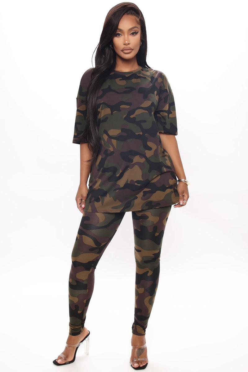 Clothing - Leggings Plus Size Camo