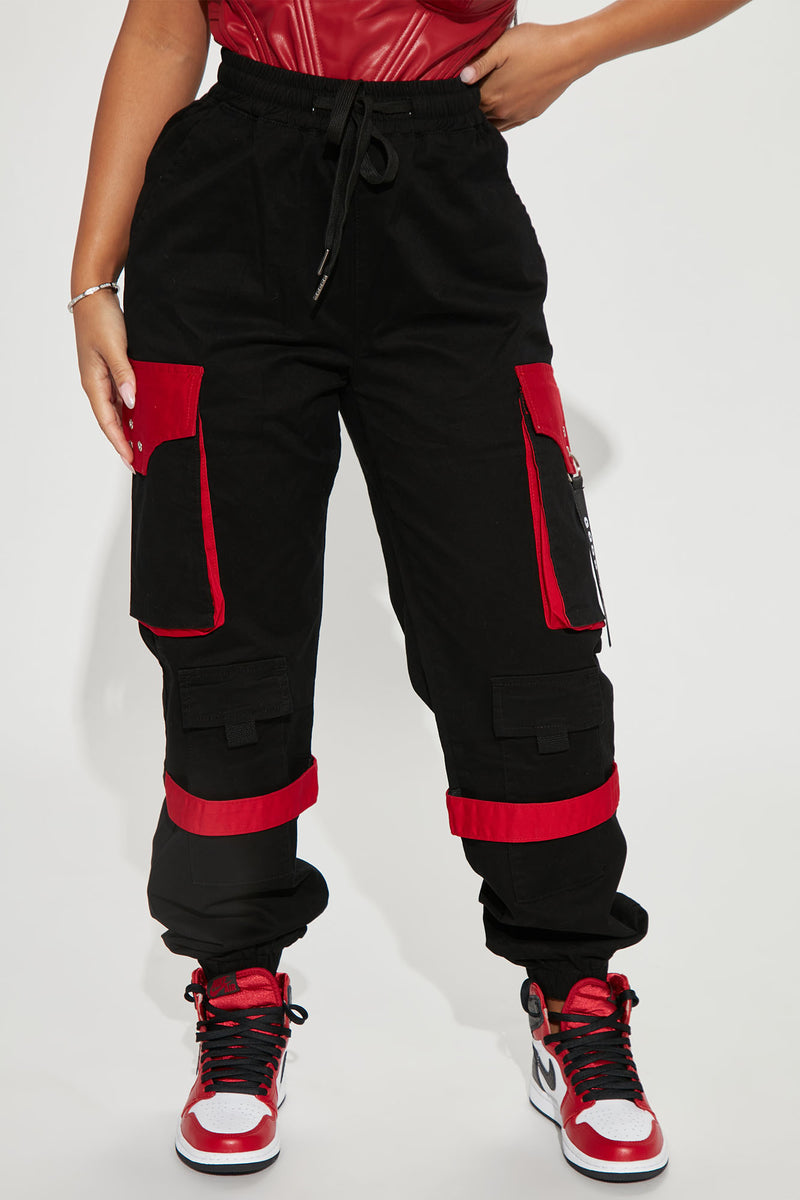 Red cargo pants fashion nova 2025