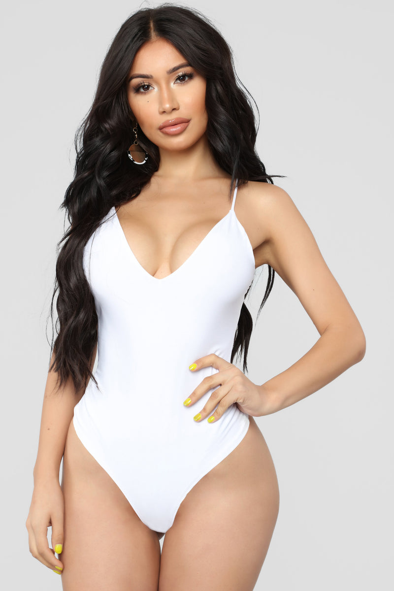 Fashion nova white bodysuit new arrivals