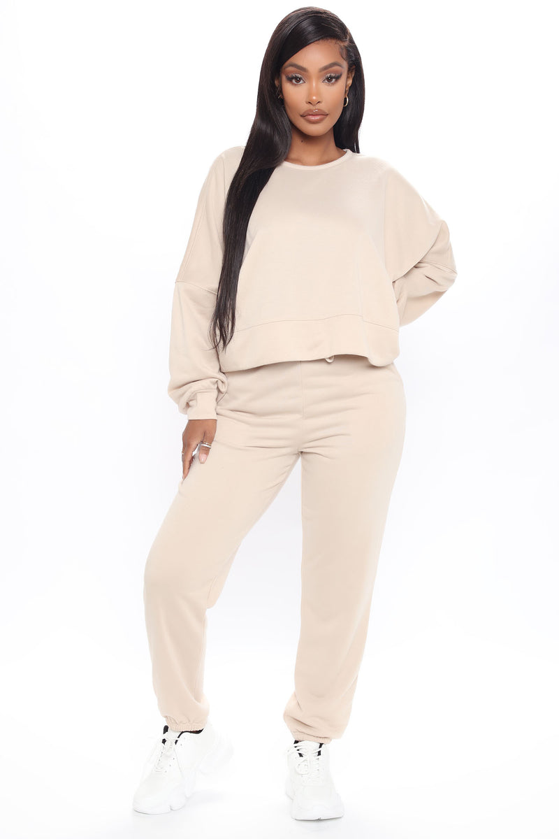 Fashion nova hotsell joggers womens