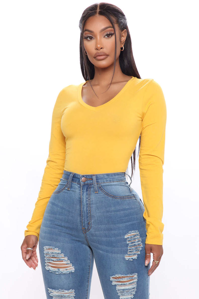 Yellow top bodysuit outfit
