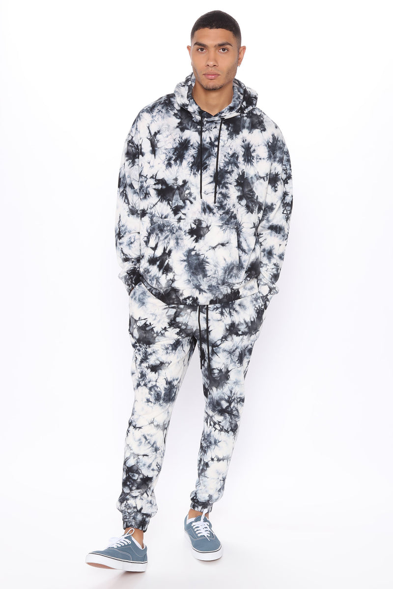 Tie dye sweatsuit fashion deals nova