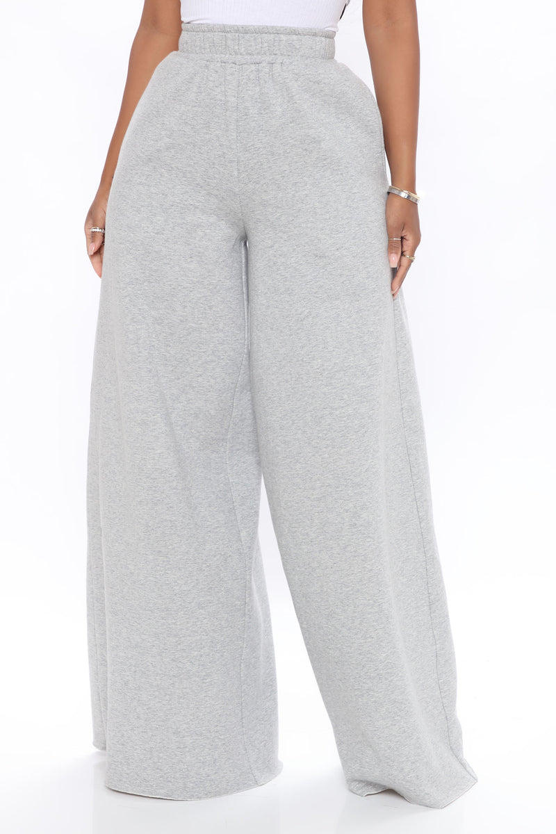 The Way She Moves Wide Leg Sweatpant - Heather Grey