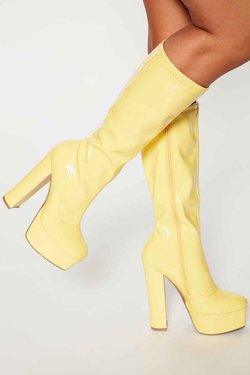 Fashion nova on sale yellow heels