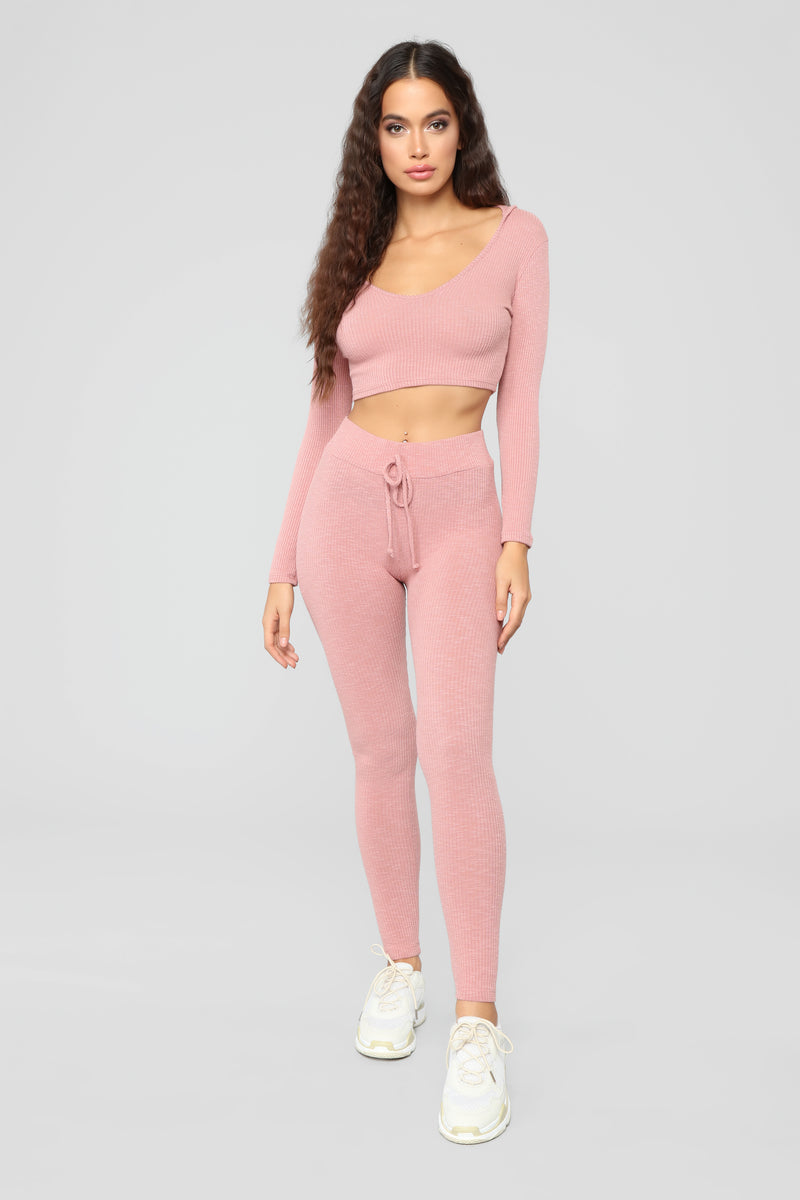 Fashion nova store wanderlust leggings