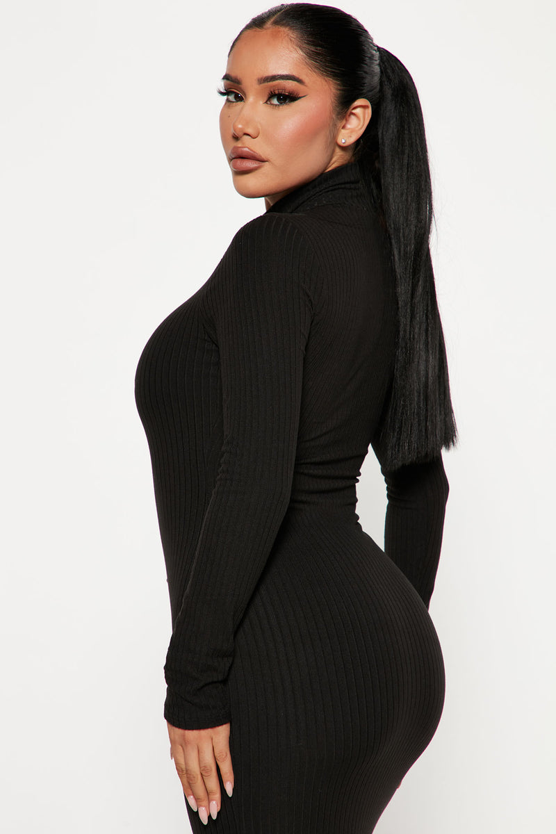 Fashion nova 2025 turtleneck dress