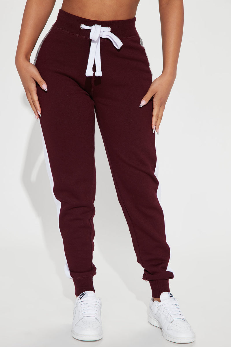 Maroon on sale joggers womens