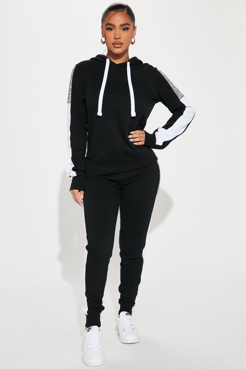 Jogging suits fashion nova hotsell