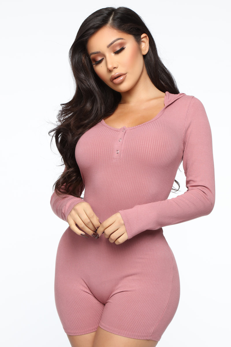 Fashion nova on sale sleep romper