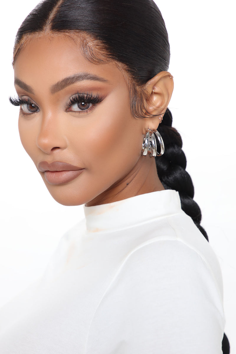 Fashion nova hoop hot sale earrings