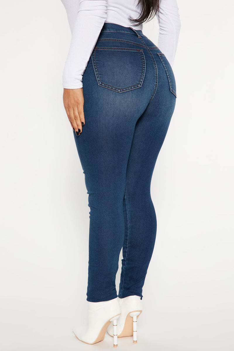 Fashion nova sale blue jeans