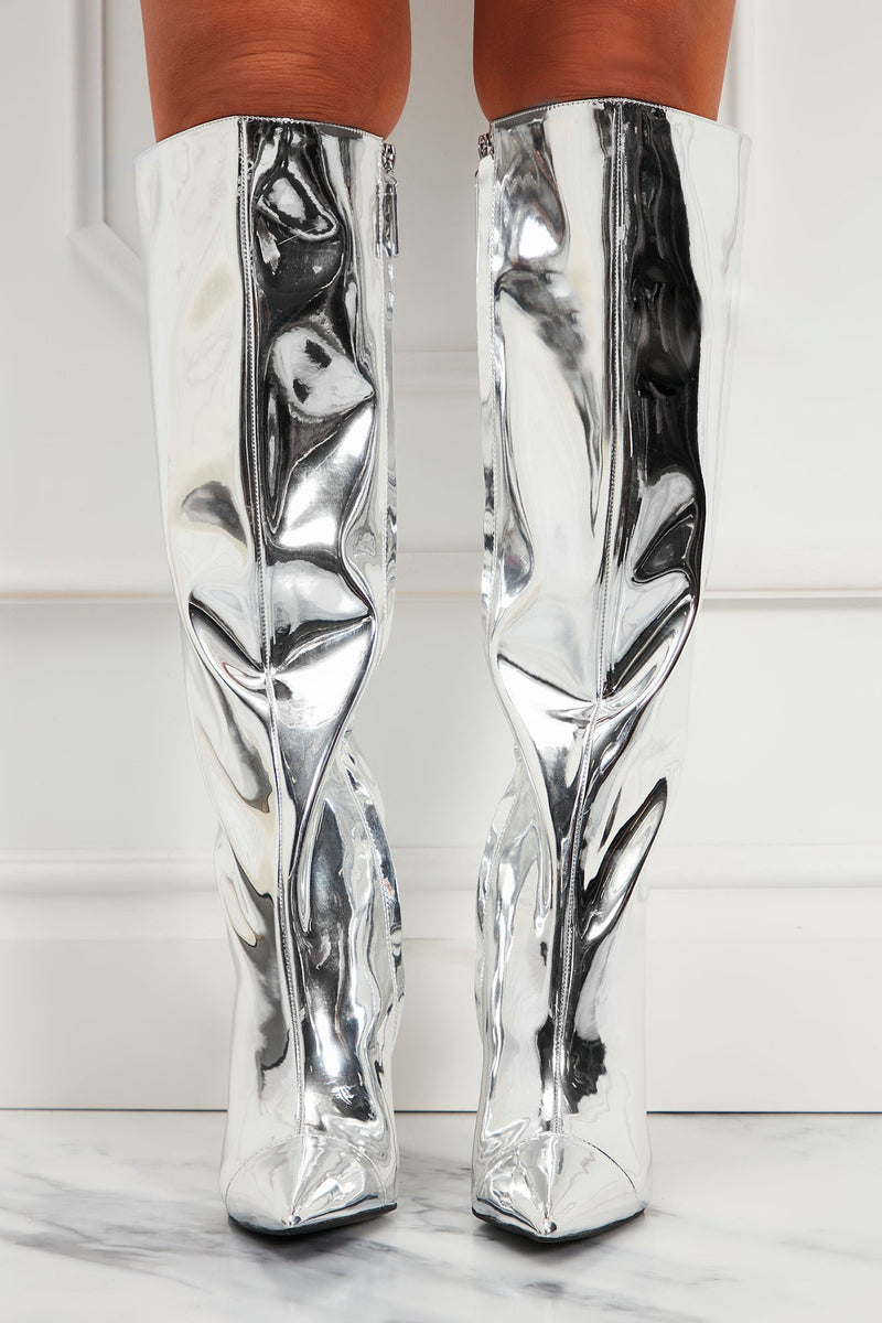 Silver chrome boots shop