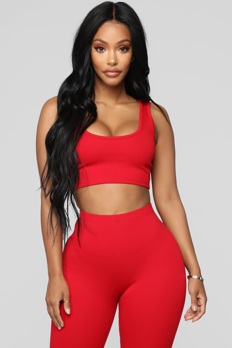 Fashion nova outlet red shorts