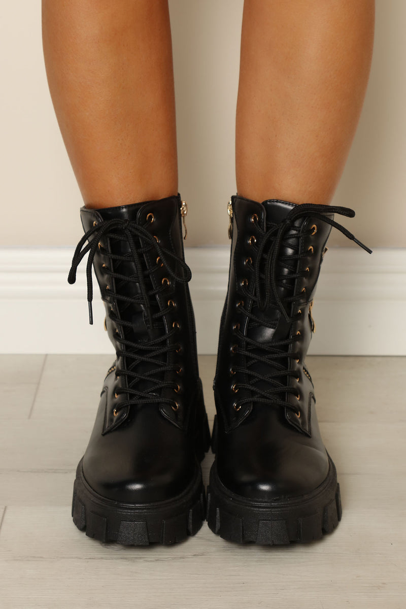Fashion nova lace up boots discount