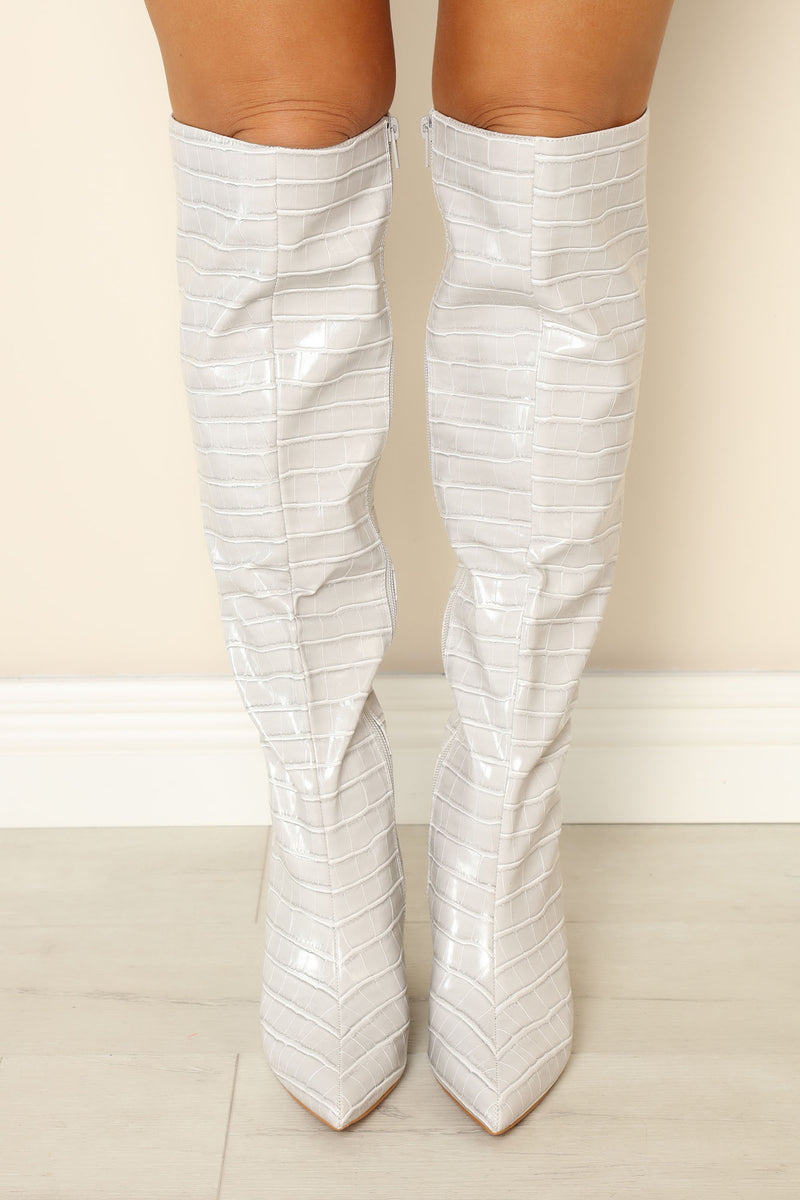 Getaway Lovers Knee High Boots Off White