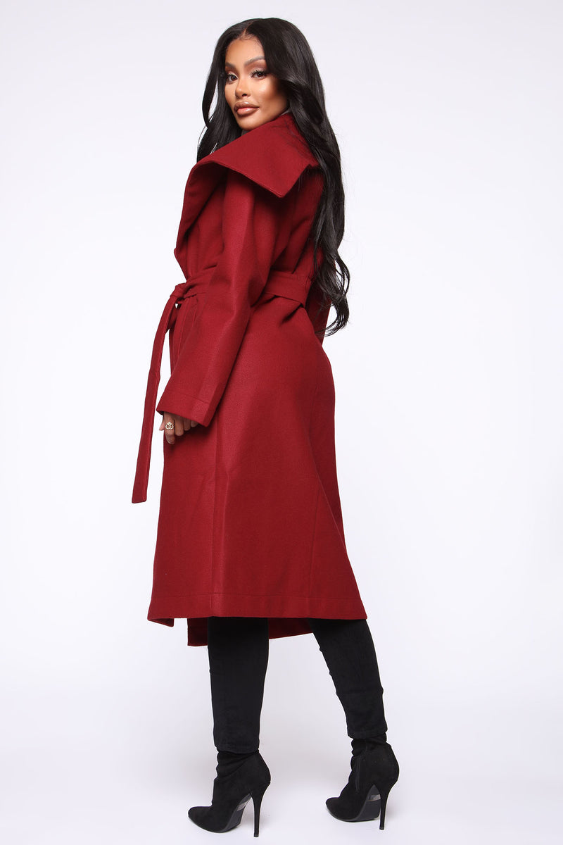 Red trench online coat costume
