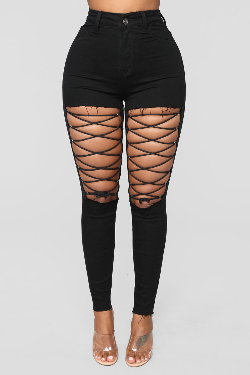 Fashion nova black jeans clearance