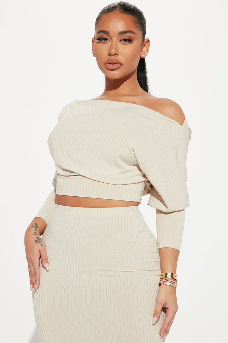 MILIO MILANO SHARON TIE FRONT TOP SET W MATCHING SKIRT main image 1