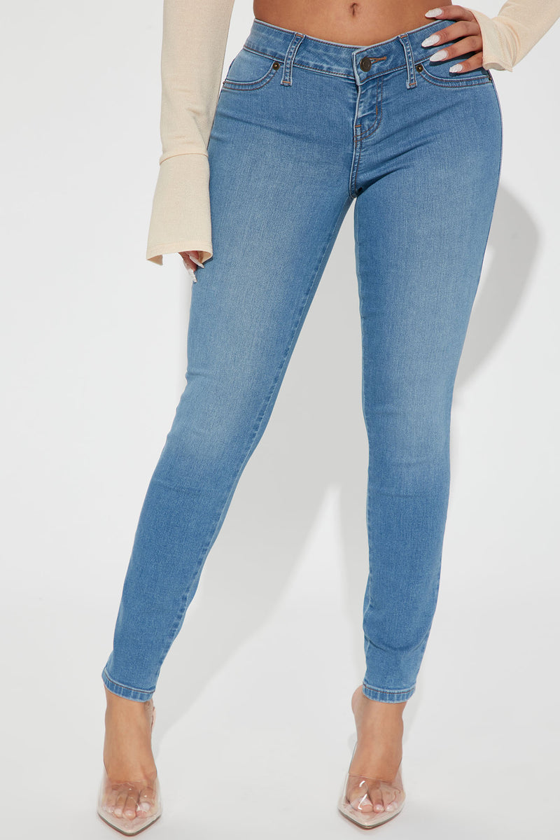 Petite Flex Game Strong Low Rise Skinny Jeans - Light Blue Wash | Fashion  Nova, Jeans | Fashion Nova