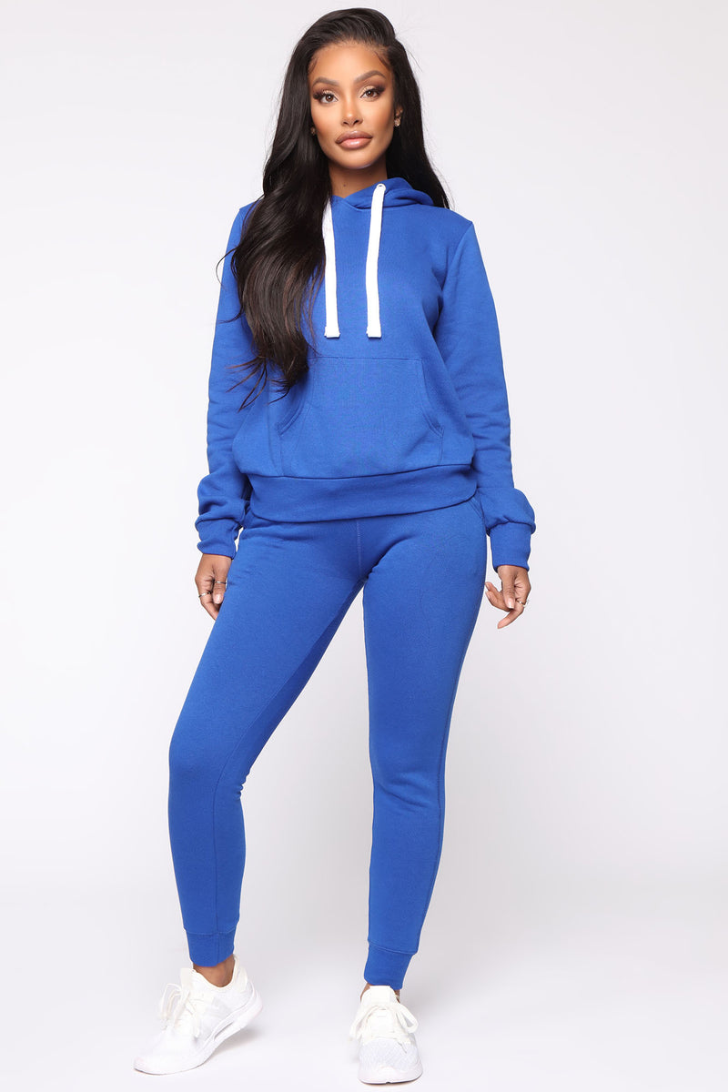 Fashion nova hoodie set online