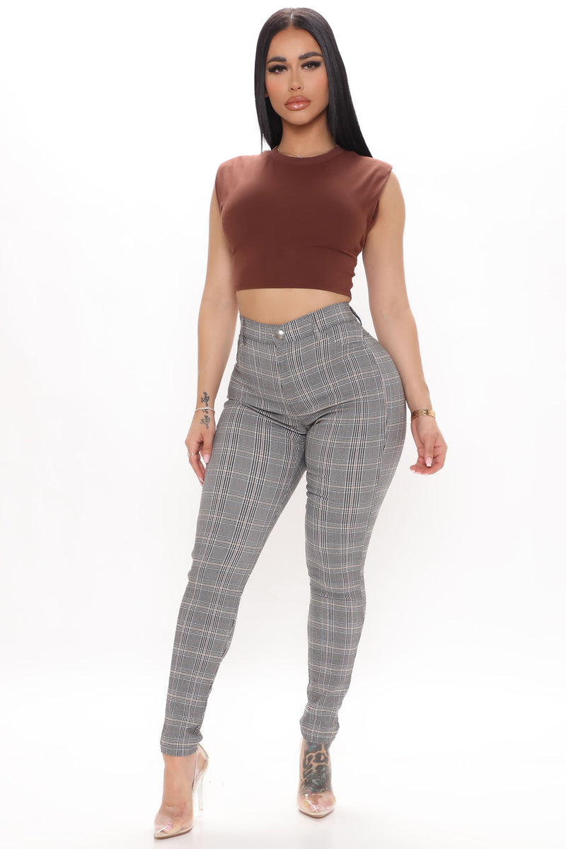 Fashion nova plaid pants sales