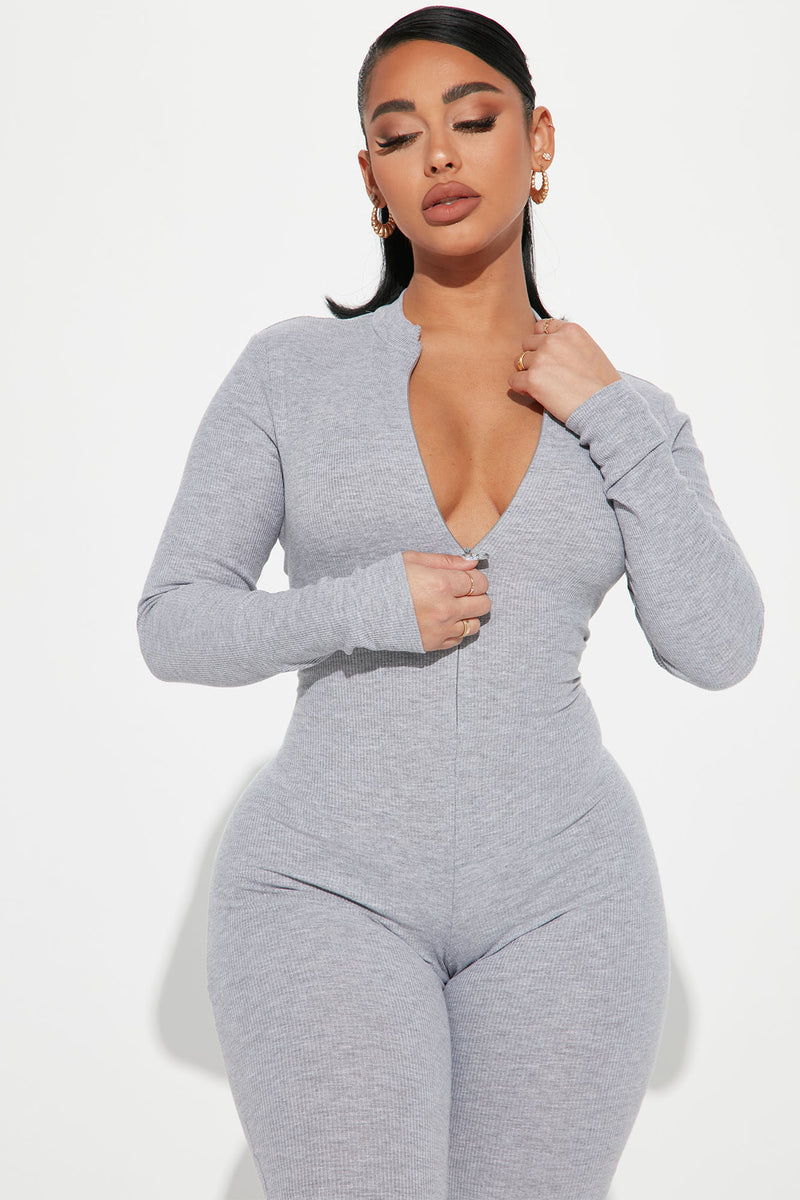 Fashion nova sales grey jumpsuit