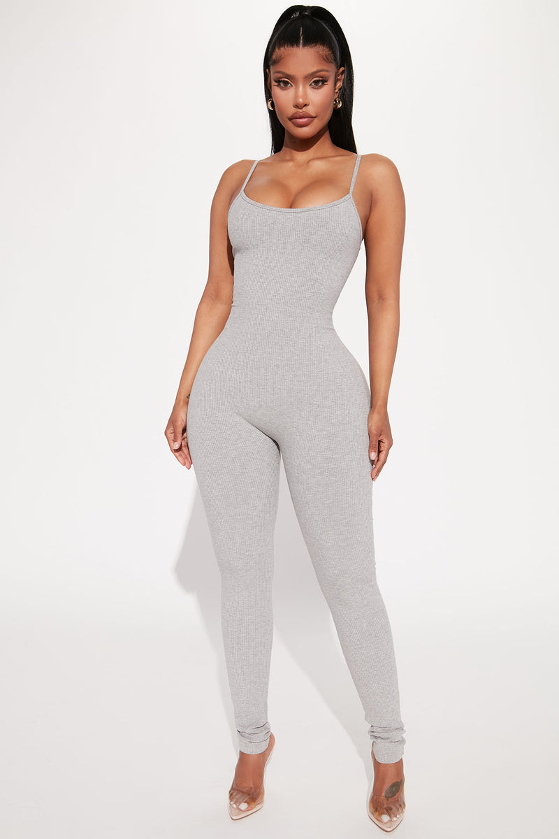 Fashion nova sales selena jumpsuit