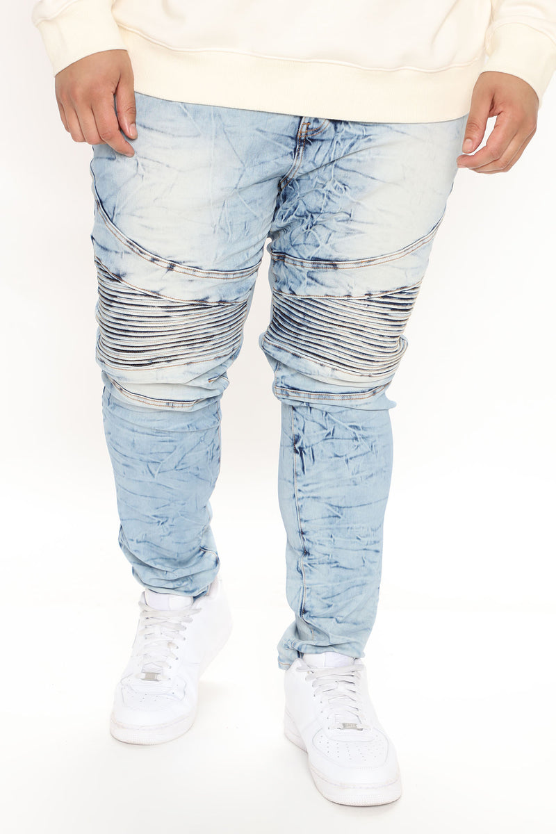 Biker jeans fashion nova sale