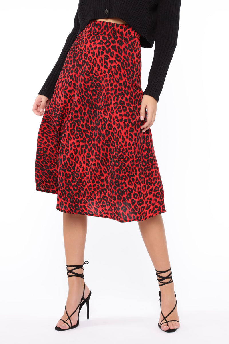 Zara red on sale leopard print skirt