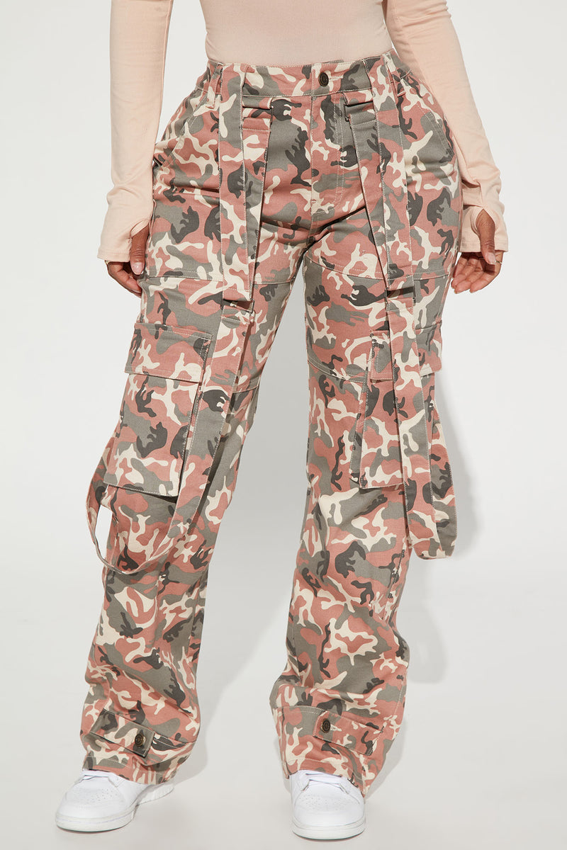 Fashion nova store pink camo pants