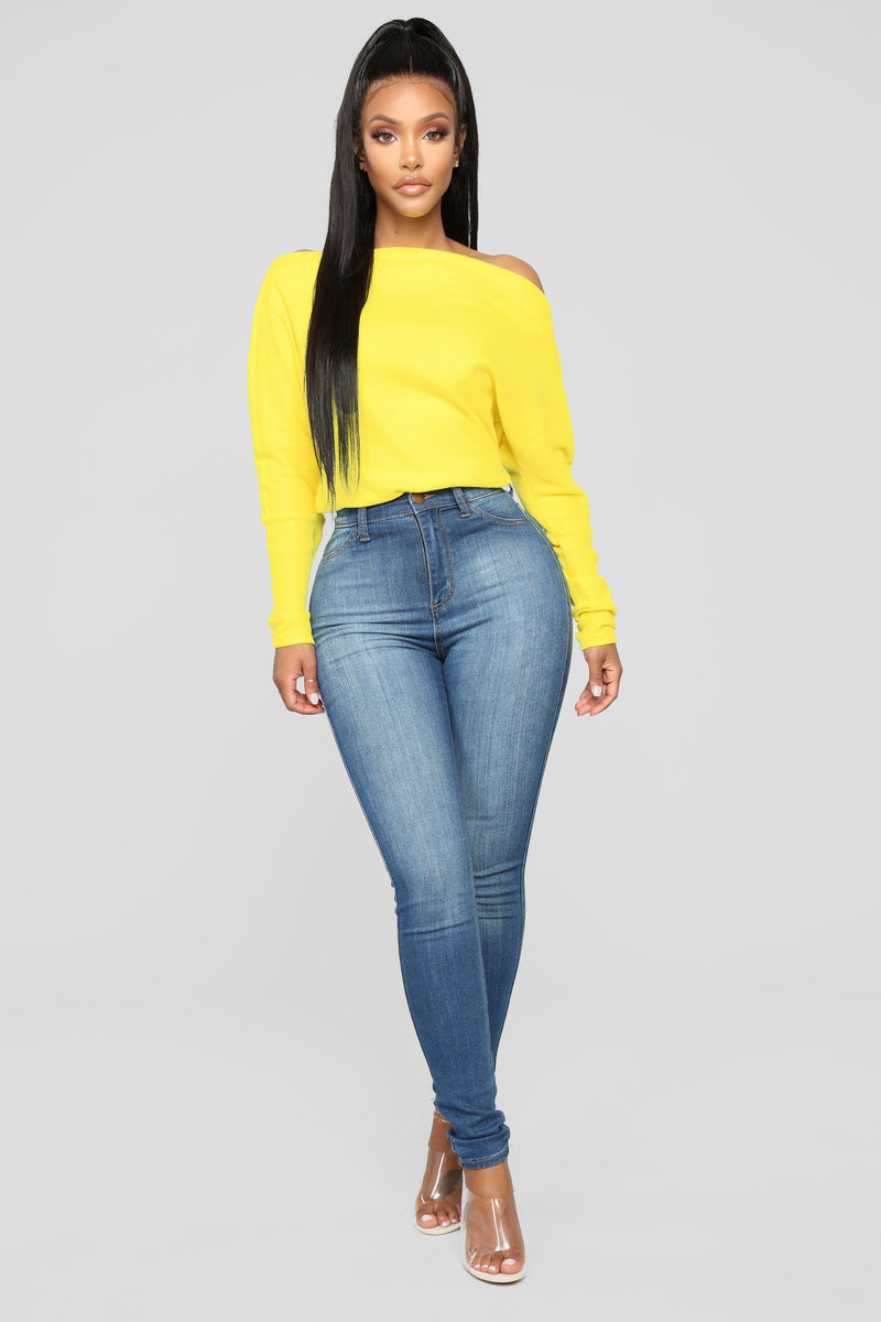 Fashion nova top yellow sweater