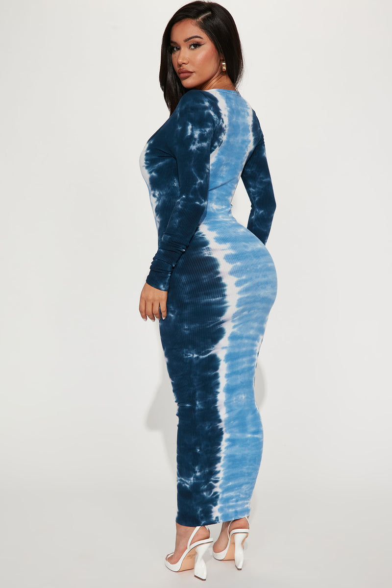 VÉV Collections Blue Marble/Tye Dye Dress Large