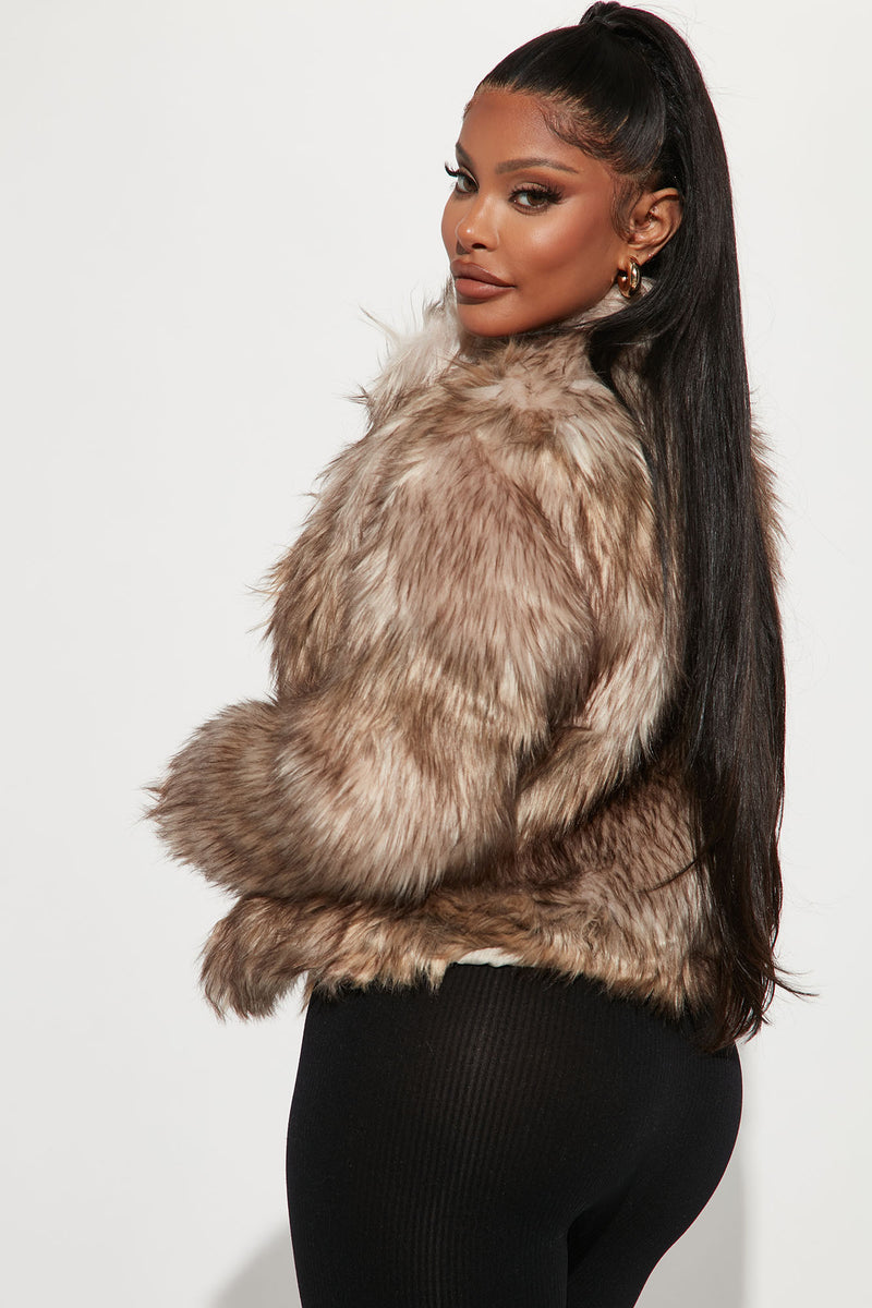Fashion nova top fernanda fur coat