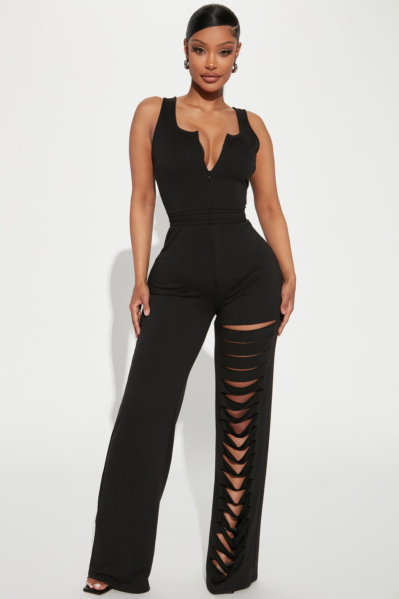 Fashion nova plus sales size black jumpsuit
