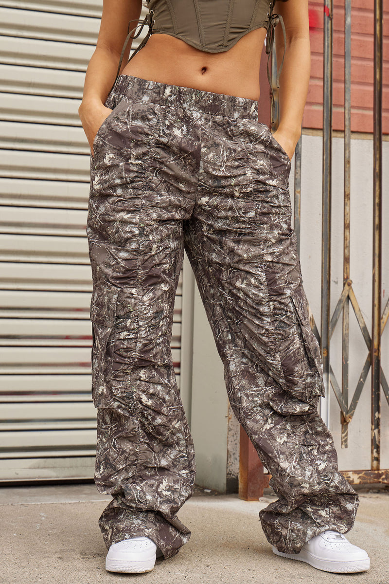 Fashion nova clearance camo cargo pants
