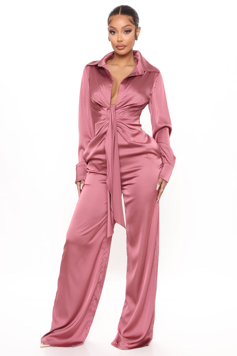 satin jump suit/fashion nova