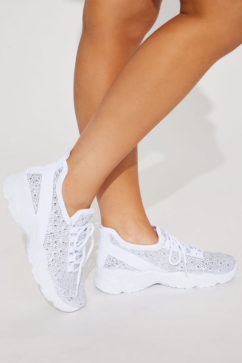 Fashion nova white sneakers hot sale