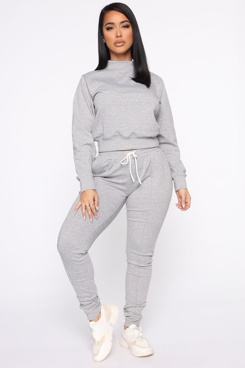 Sweatpants set fashion nova deals