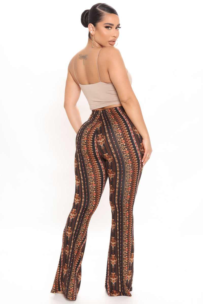 Bell bottom deals leggings fashion nova