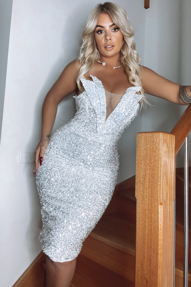 Fashion nova hot sale silver sequin dress